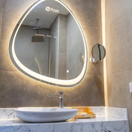 Byon فندق أجفا