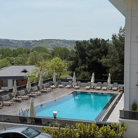 Byon Hotel 3*